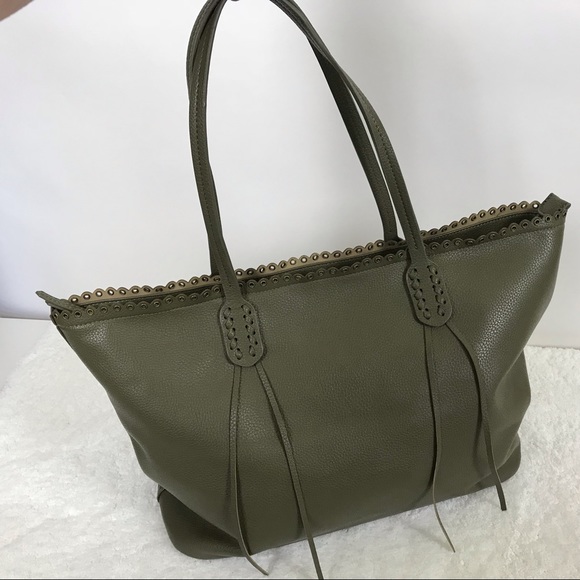 Handbags - Leather Vegan Green Purse Pebble Texture NWOT